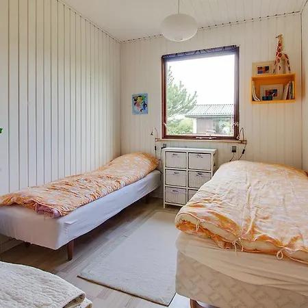 Two-bedroom Holiday In Hals