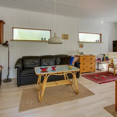Two-bedroom Holiday In Casa vacanze