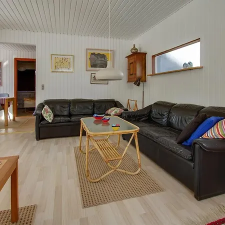 Casa vacanze Two-bedroom Holiday In *